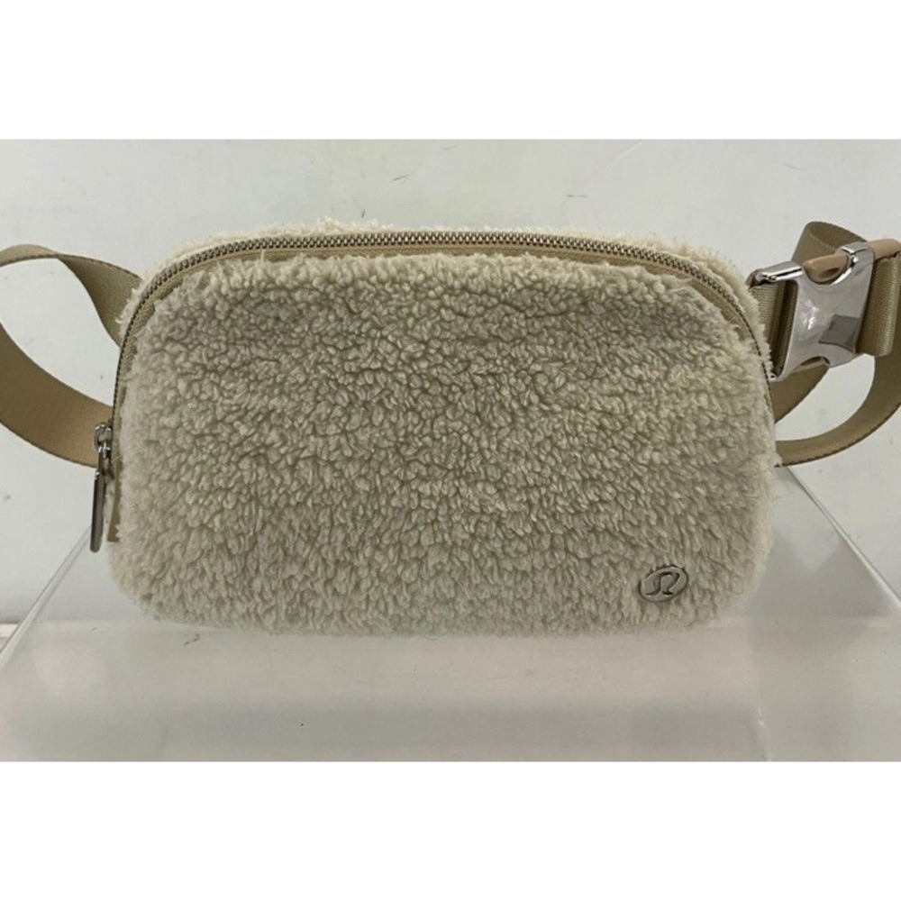 Lululemon Athletica Natural‎ Everywhere Fleece Belt Bag